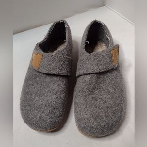 Giesswein Ultra Comfort Camden Gray Wool House Shoes Slippers 42 W